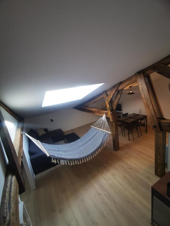 Appartement Neuf Climatise Sous Les Toits La Roche-Chalais Ngoại thất bức ảnh
